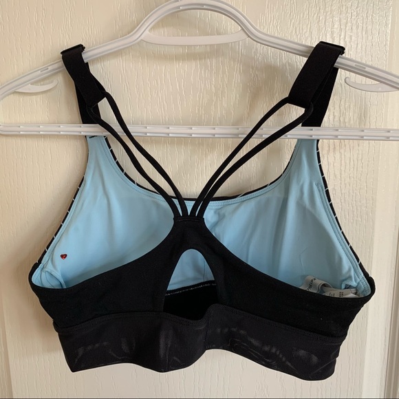 BNWOT Lorna Jane Sports Bra - Small - Blue Striped - Picture 5 of 8
